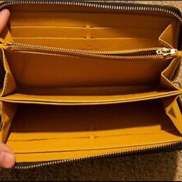 Louis Vuitton Black Denim Wallet & XS Mahina Bag - Picture 5 of 7